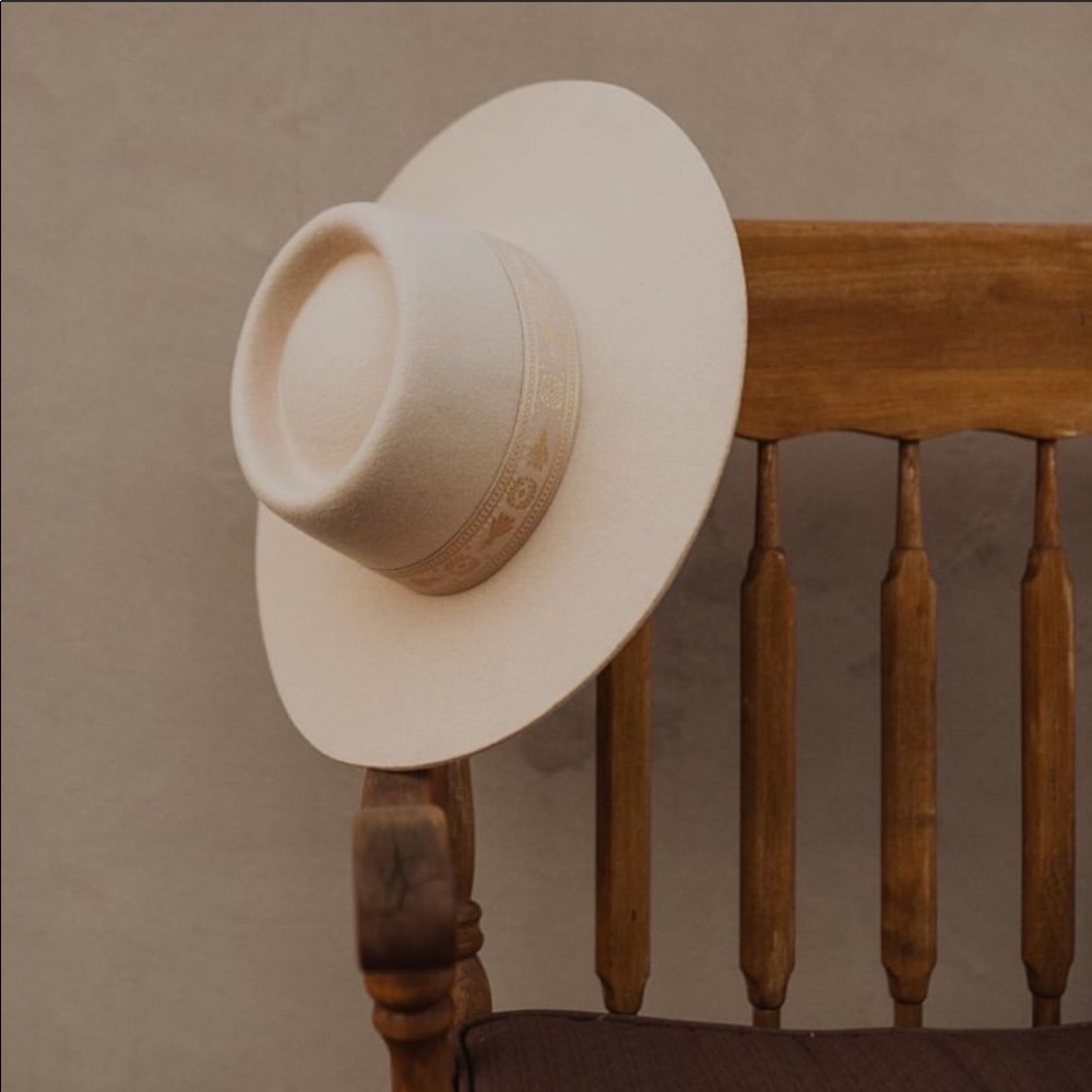 Lack of Color Juno Boater cream hat!